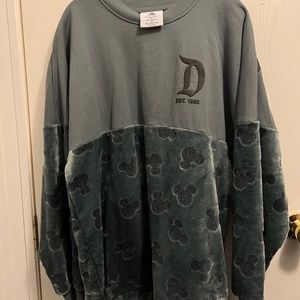 Disney  velour sport jersey size medium